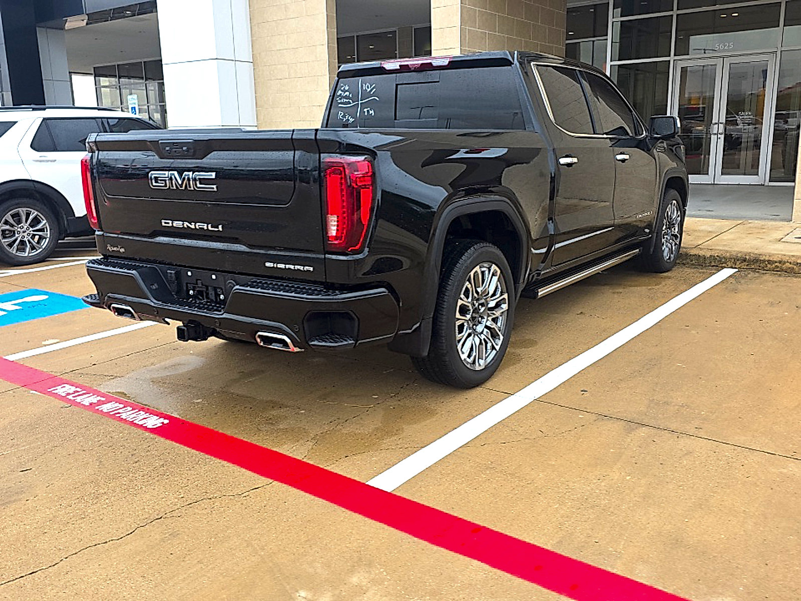 Used 2026 GMC Sierra 1500 Denali Ultimate AWD/4WD image 12