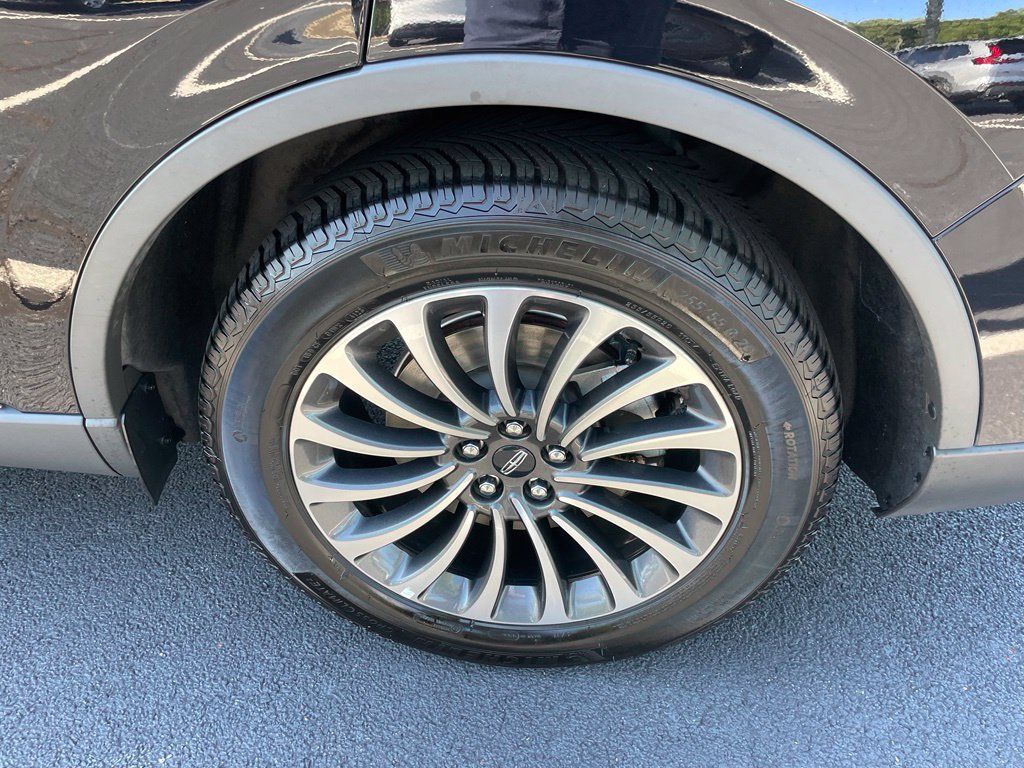Used 2021 Lincoln Aviator Reserve w/ Elements Package Plus AWD/4WD image 44