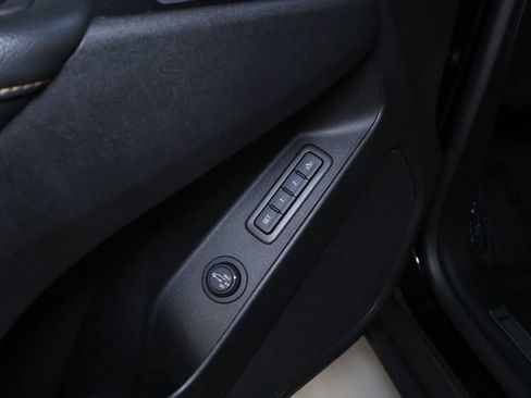 Used 2022 Chevrolet Equinox Premier AWD/4WD image 14