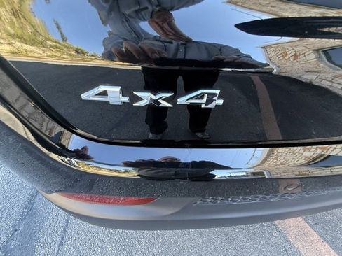 Used 2024 Jeep Compass Limited image 45