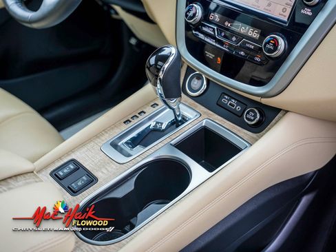 Used 2021 Nissan Murano SL w/ SL Moonroof Package image 20