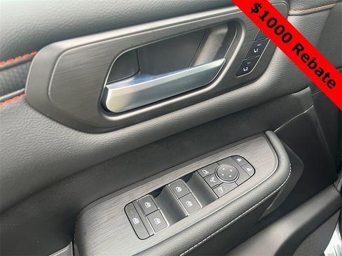 New 2026 Nissan Armada PRO-4X image 9