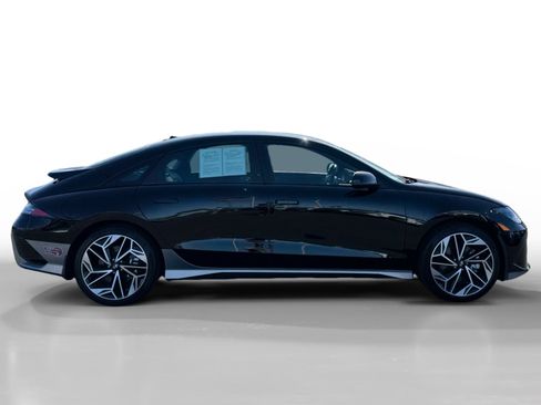Used 2024 Hyundai Ioniq 6 SEL RWD image 6
