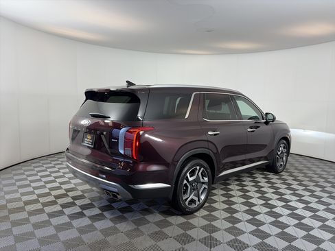 Used 2023 Hyundai Palisade Limited AWD/4WD image 11