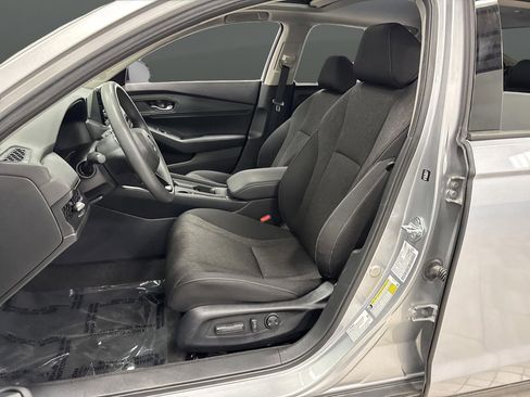 Used 2024 Honda Accord EX image 4