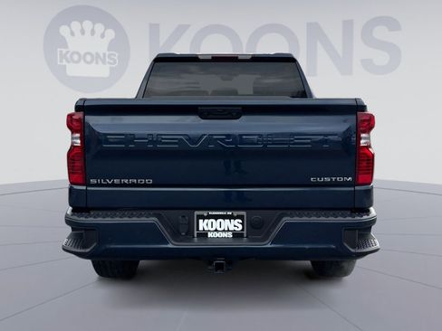 Used 2022 Chevrolet Silverado 1500 Custom image 5