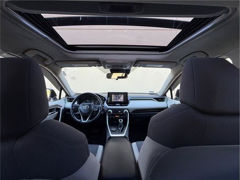 Used 2020 Toyota RAV4 XLE w/ Convenience Package AWD/4WD image 21