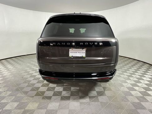Certified 2025 Land Rover Range Rover Long Wheelbase SE image 7