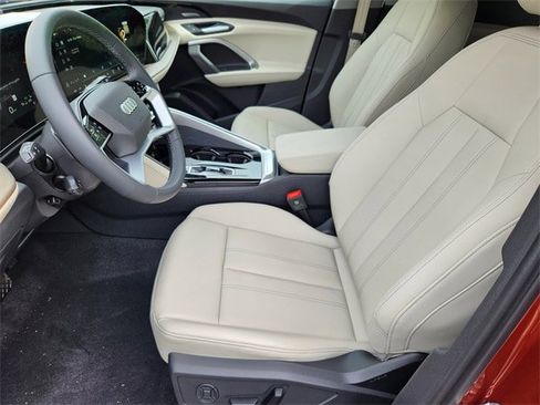 New 2025 Audi Q5 2.0T Premium Plus image 12