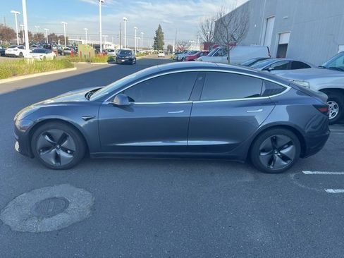 Used 2019 Tesla Model 3 Long Range image 8