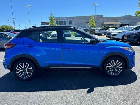 Certified 2023 Nissan Kicks SR w/ SR Premium Package FWD image 2