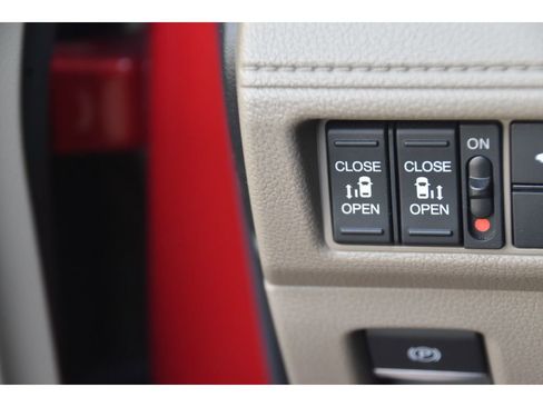 Used 2024 Honda Odyssey Touring image 34