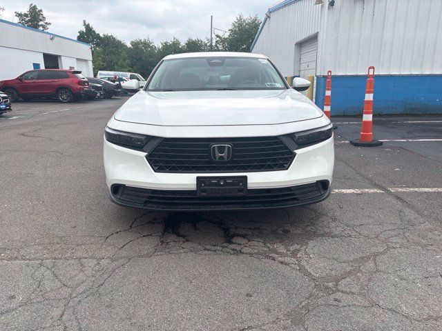 Used 2023 Honda Accord LX image 3