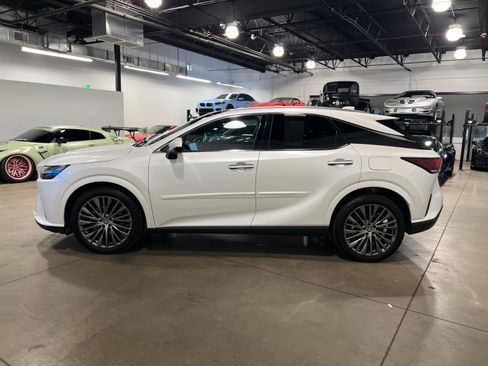 Used 2023 Lexus RX 350 AWD w/ Cold Area Package image 6