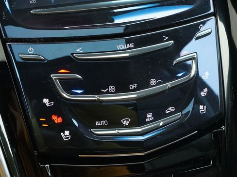 Used 2017 Cadillac Escalade Premium Luxury image 22