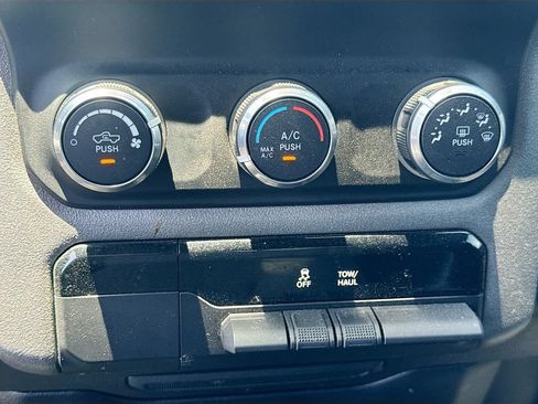 Used 2024 RAM 1500 Tradesman w/ Night Edition AWD/4WD image 16