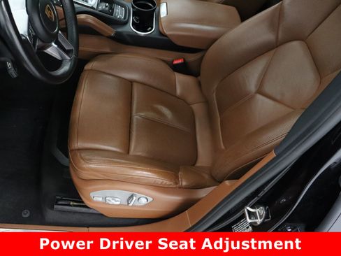 Used 2016 Porsche Cayenne image 16