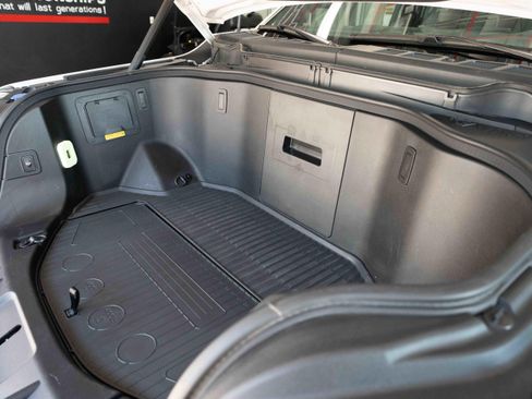 Used 2024 Ford F150 Lightning Lariat AWD/4WD image 31