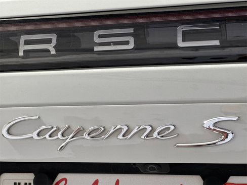 Used 2020 Porsche Cayenne S image 34