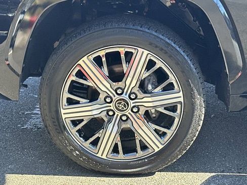 Used 2024 Toyota Tundra Capstone image 15