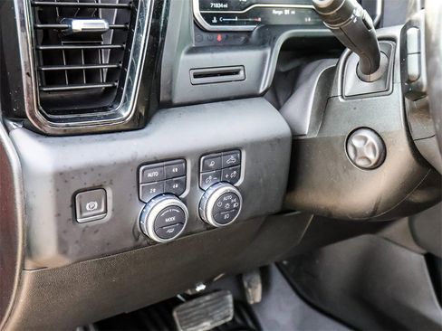 Used 2023 GMC Sierra 1500 AT4 w/ AT4 Preferred Package image 33