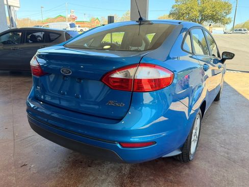 Used 2017 Ford Fiesta SE w/ Cold Weather Package FWD image 6
