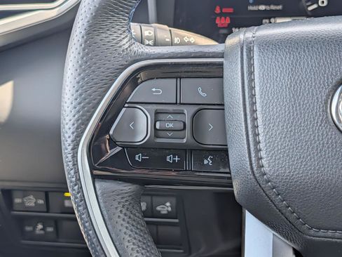 Used 2024 Toyota Tundra Platinum image 13