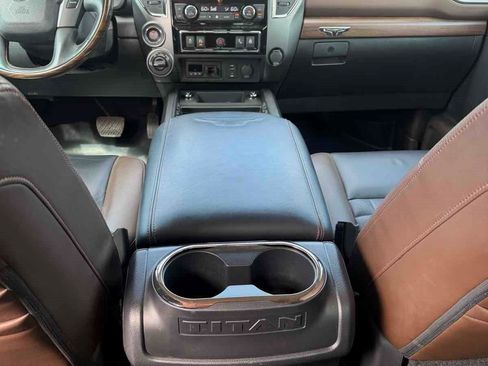 Used 2017 Nissan Titan Platinum Reserve AWD/4WD image 15