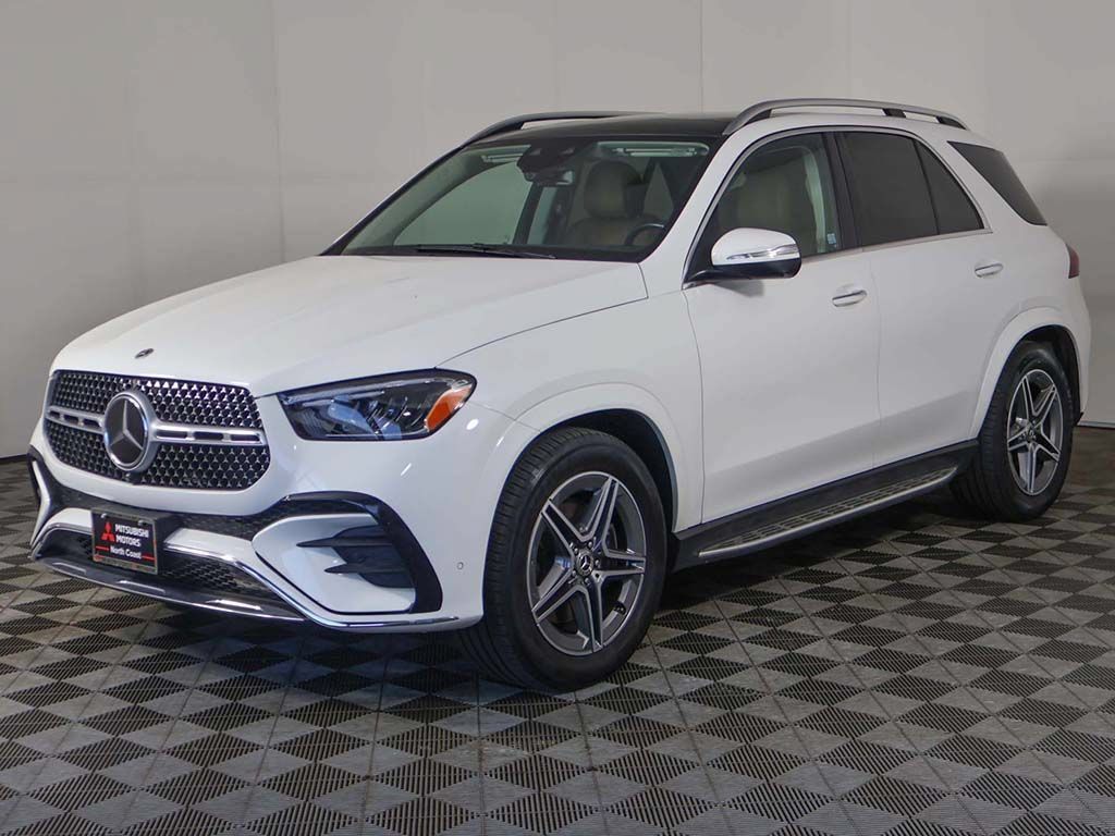 Used 2024 Mercedes-Benz GLE 450 4MATIC w/ AMG Line Exterior image 11
