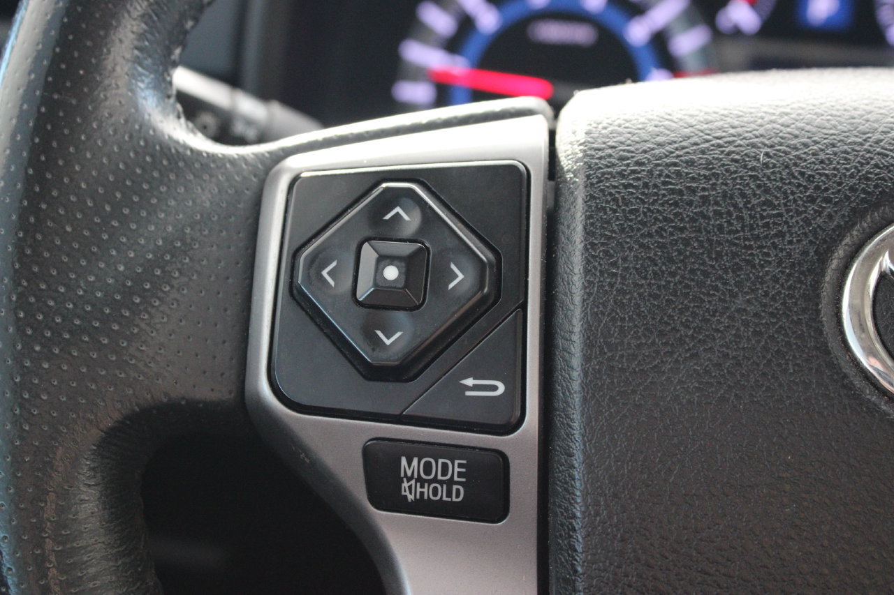 Used 2018 Toyota 4Runner SR5 RWD image 13