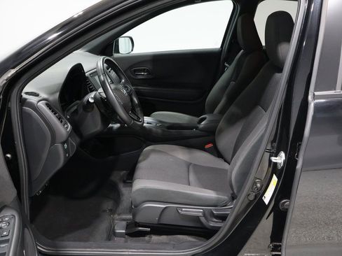 Used 2022 Honda HR-V Sport image 9