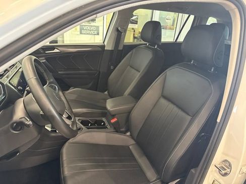 Certified 2023 Volkswagen Tiguan SE AWD/4WD image 9