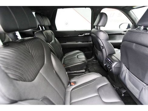 Used 2024 Hyundai Palisade Calligraphy FWD image 10