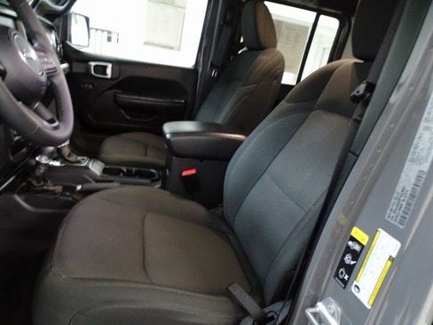 Certified 2023 Jeep Wrangler Unlimited Sport image 2