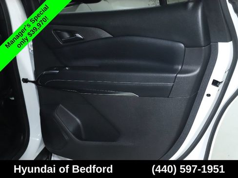 Used 2026 Chevrolet Traverse LT AWD/4WD image 31