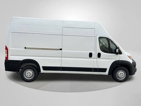 New 2024 RAM ProMaster 3500 w/ Convenience Group image 7