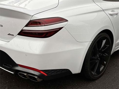 Used 2023 Genesis G70 2.0T w/ Sport Prestige Package image 9