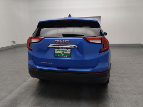 Used 2024 GMC Terrain SLE image 7