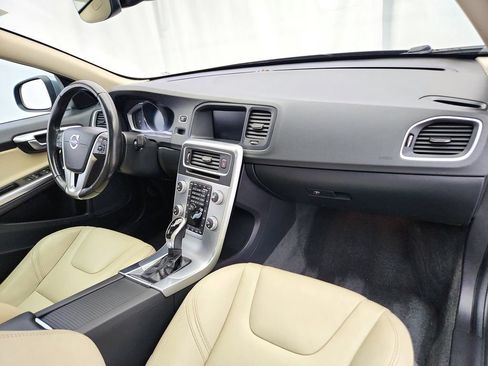 Used 2018 Volvo S60 T5 Dynamic w/ Vision Package AWD/4WD image 28