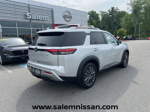 Certified 2023 Nissan Pathfinder SL w/ SL Premium Package AWD/4WD image 7