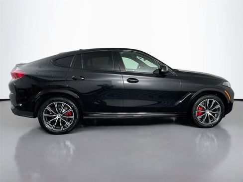 New 2026 BMW X6 xDrive40i image 7