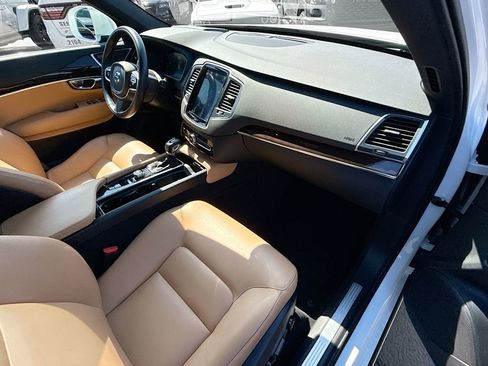 Used 2019 Volvo XC90 T6 Momentum w/ Advanced Package image 37