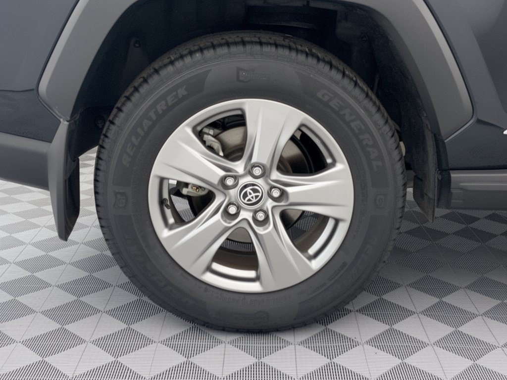 Certified 2025 Toyota RAV4 LE AWD/4WD image 13