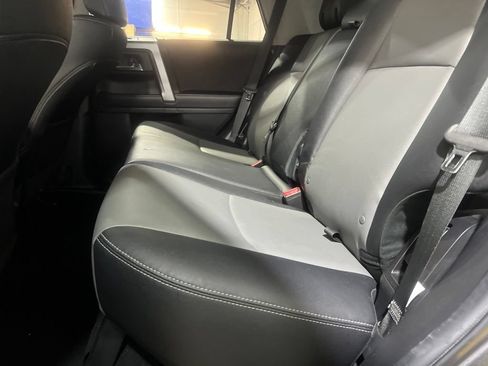 Used 2022 Toyota 4Runner SR5 Premium AWD/4WD image 10