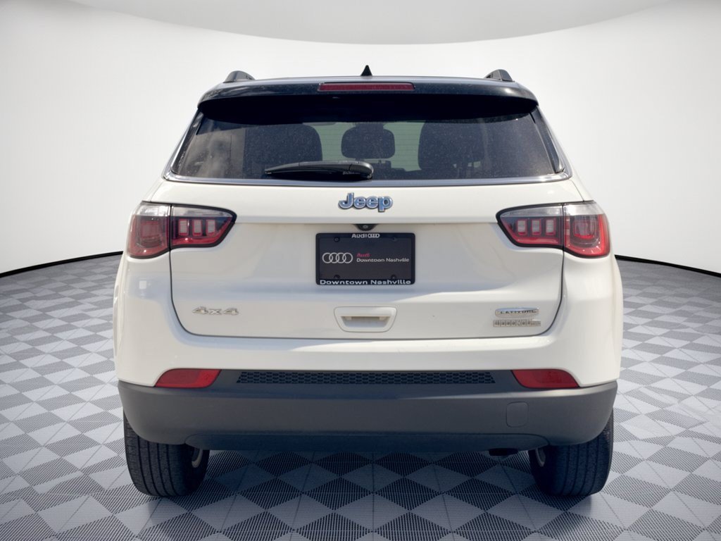 Used 2018 Jeep Compass Latitude w/ Popular Equipment Group AWD/4WD image 11