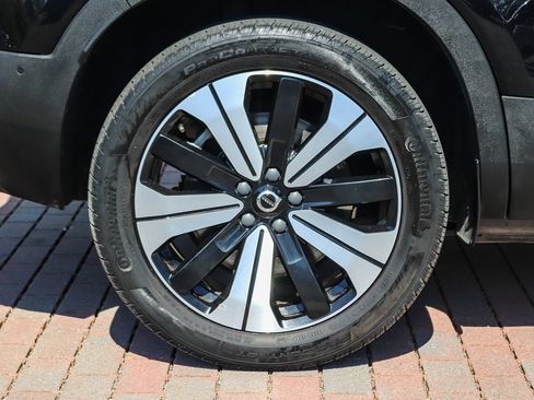 Used 2023 Volvo C40 P8 Recharge Plus AWD/4WD image 10