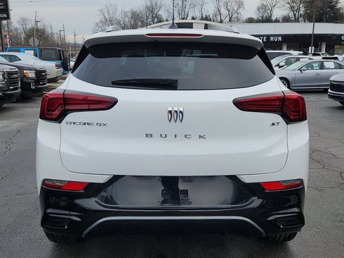 Used 2024 Buick Encore GX Sport Touring image 5