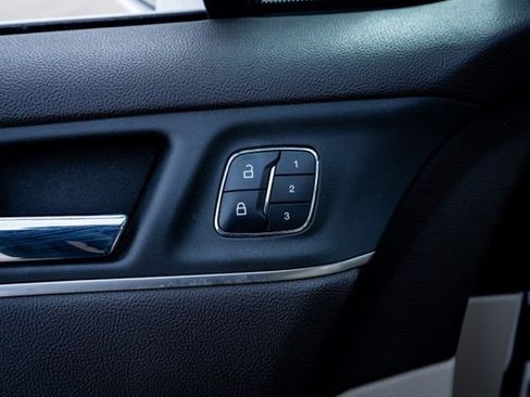 Used 2019 Lincoln MKC Reserve w/ MKC Climate Package image 17