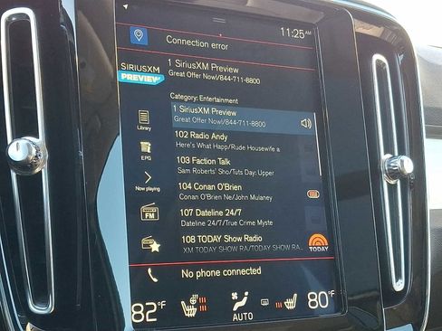 Used 2019 Volvo XC40 T5 Momentum image 14