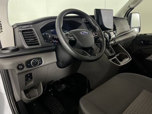 Used 2023 Ford Transit 350 XLT image 20
